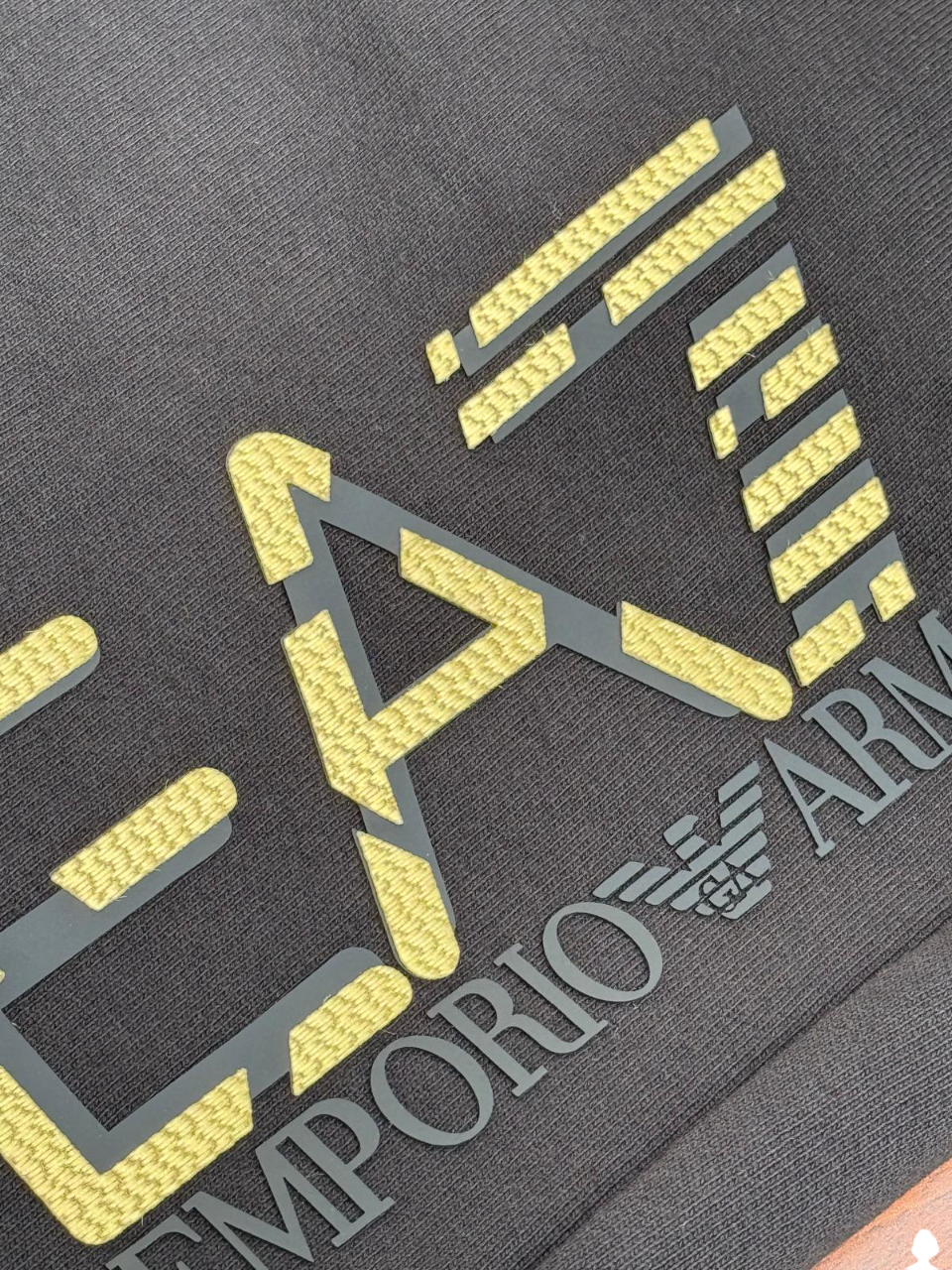 Completo Uomo EA7 Emporio Armani Premium Gold