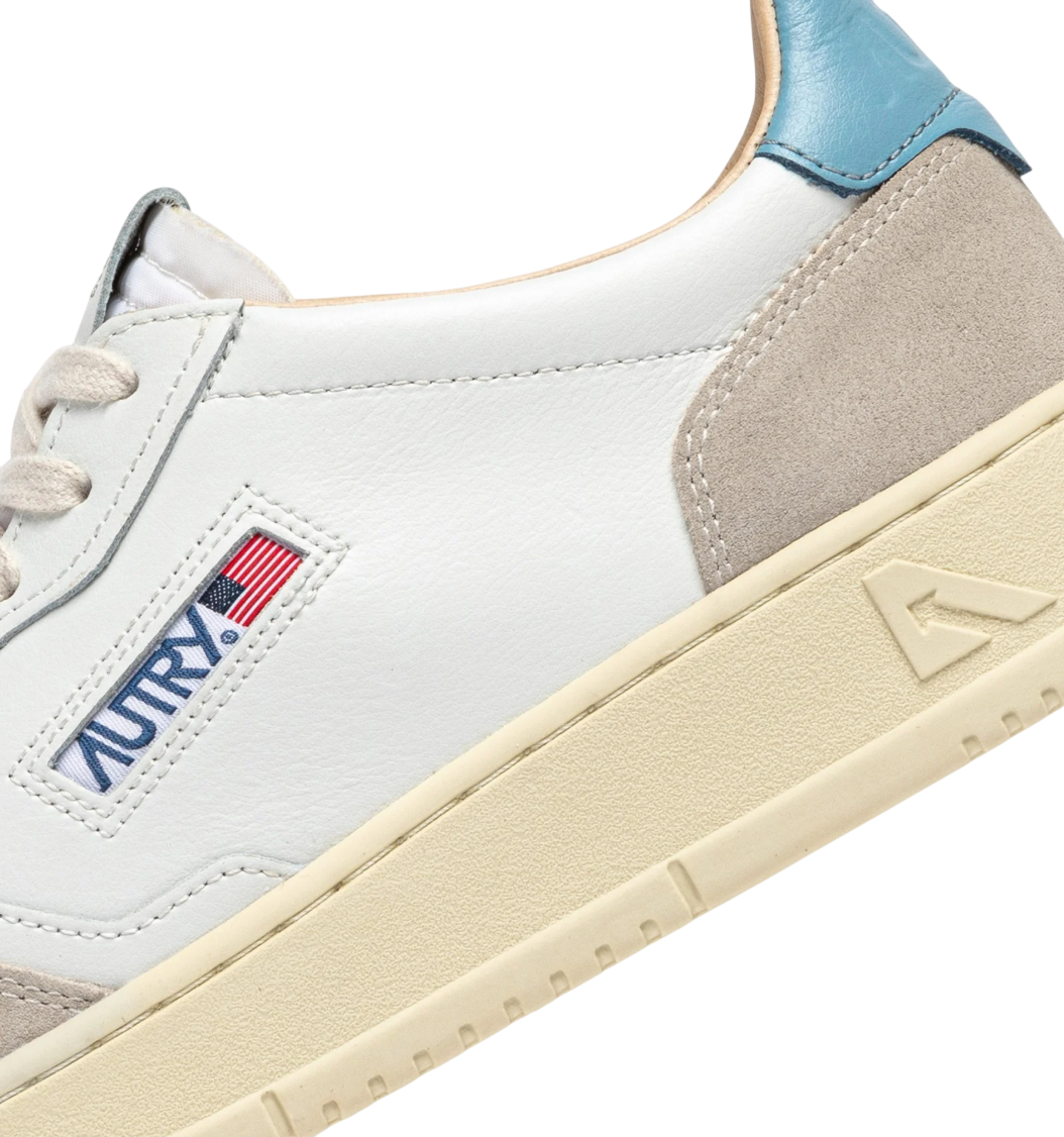 Scarpe Uomo Autry Medalist Low Pelle Bianca e Forget Me Not