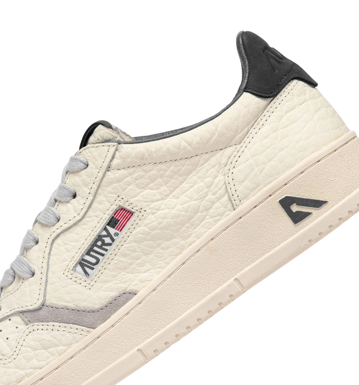 Scarpe uomo AUTRY MEDALIST LOW IN PELLE BLUE DEPTHS E VAPOR
