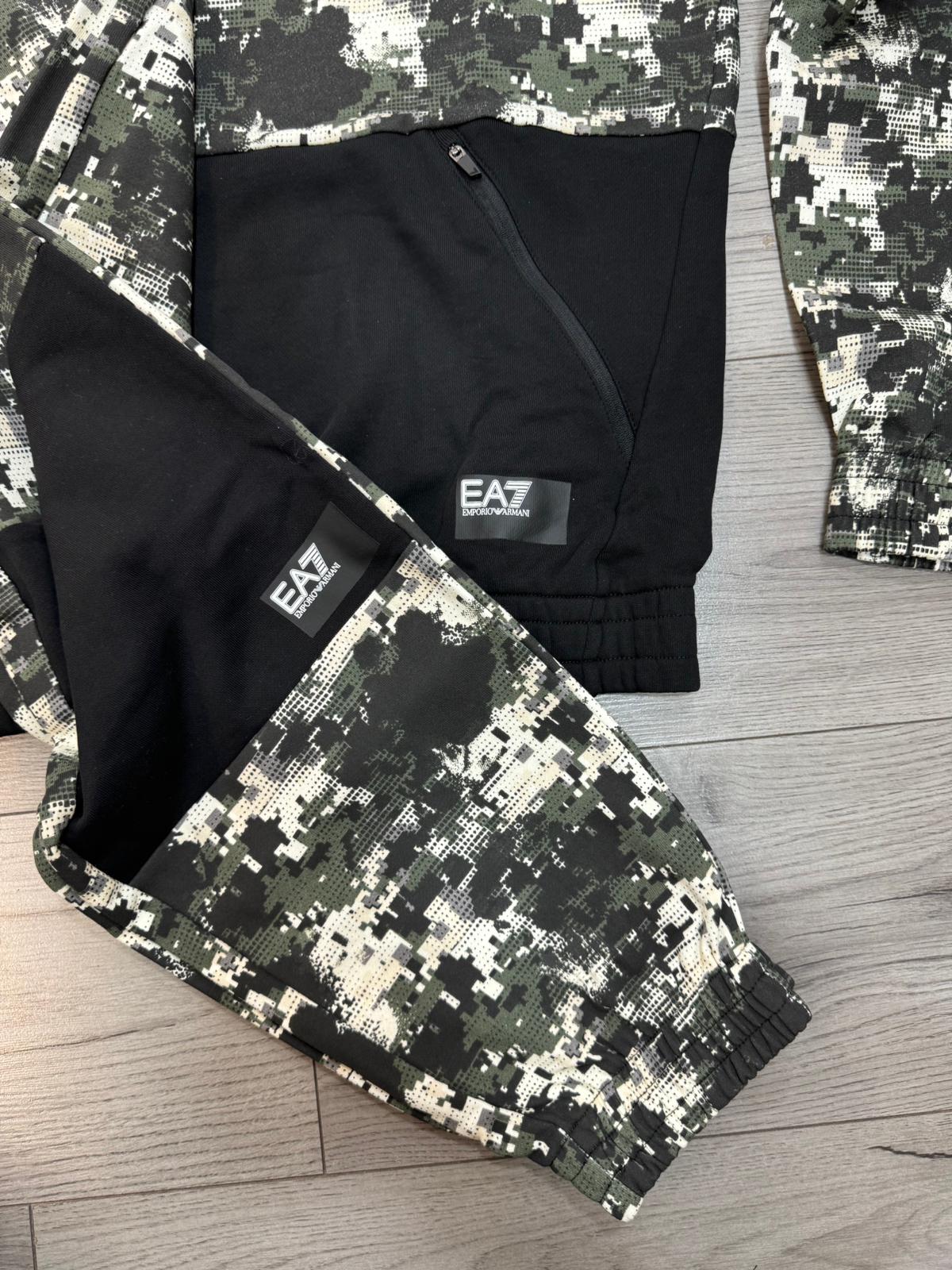 Tuta Uomo EA7 Emporio Armani Camouflage Cargo